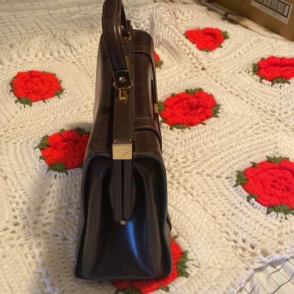 Handbag - Picture 5 of 9